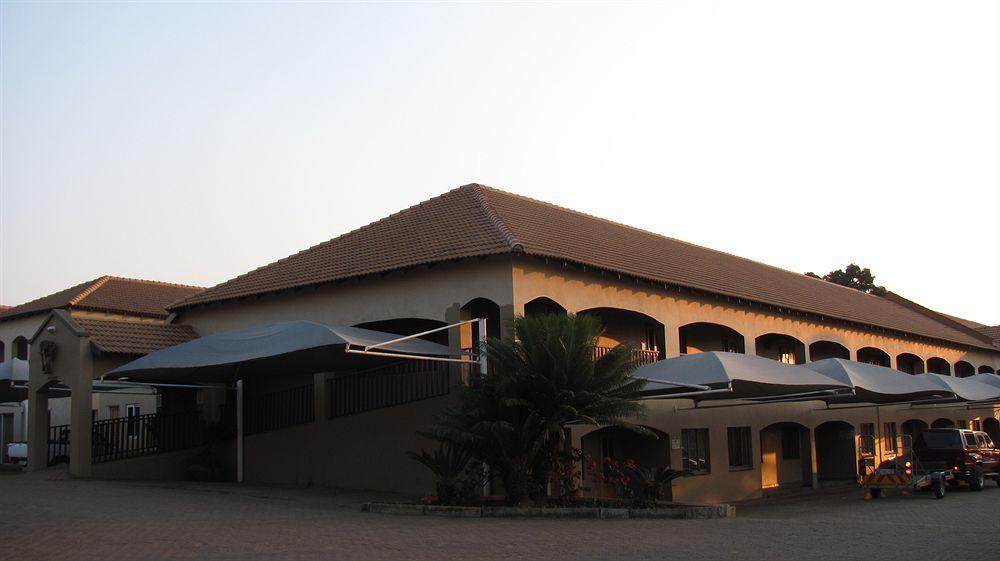 Ivory Tusk Lodge Tzaneen Exterior foto