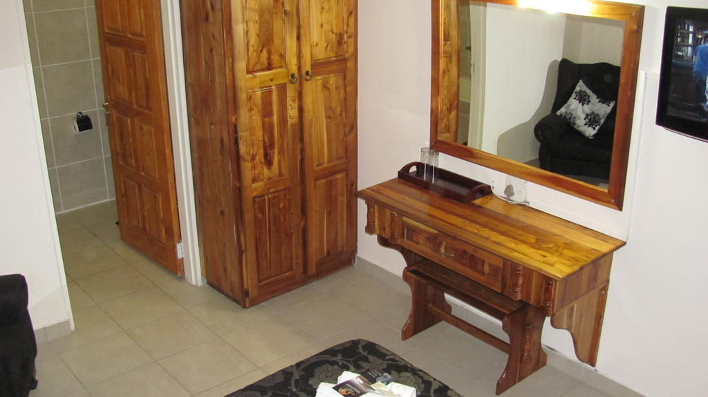 Ivory Tusk Lodge Tzaneen Quarto foto