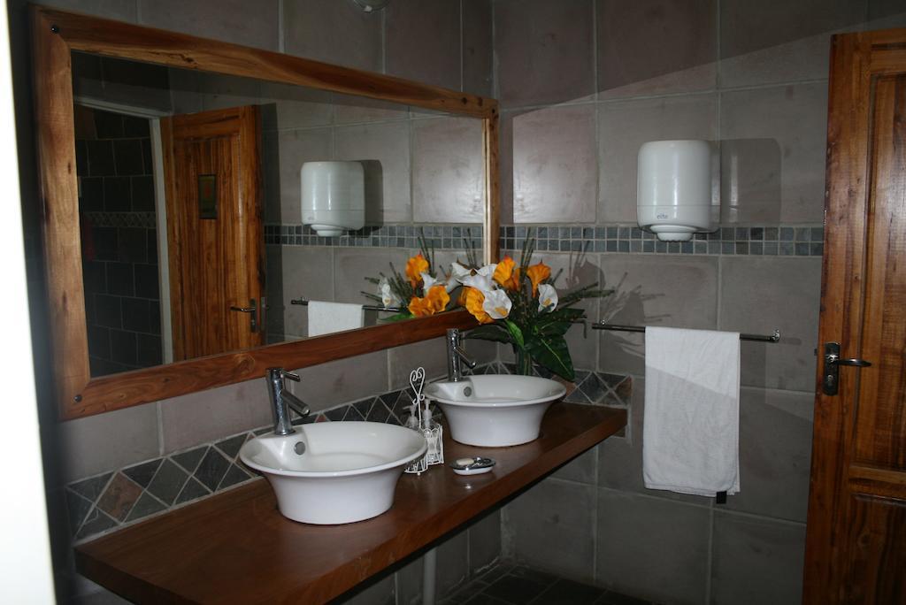 Ivory Tusk Lodge Tzaneen Quarto foto